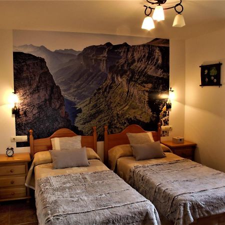 Casa Ortiz Apartman Nerín Kültér fotó