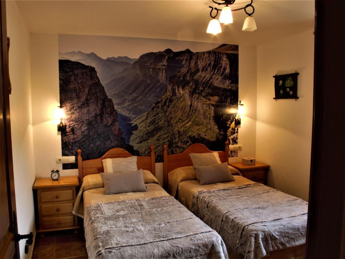 Casa Ortiz Apartman Nerín Kültér fotó
